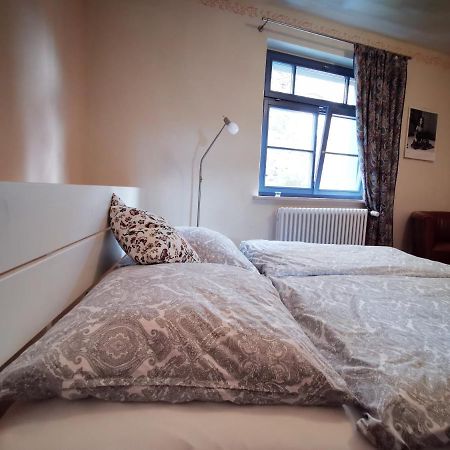 Charmantes Apartment Siebenschlaefer - Ferienwohnung Cafe 7 Weida 외부 사진